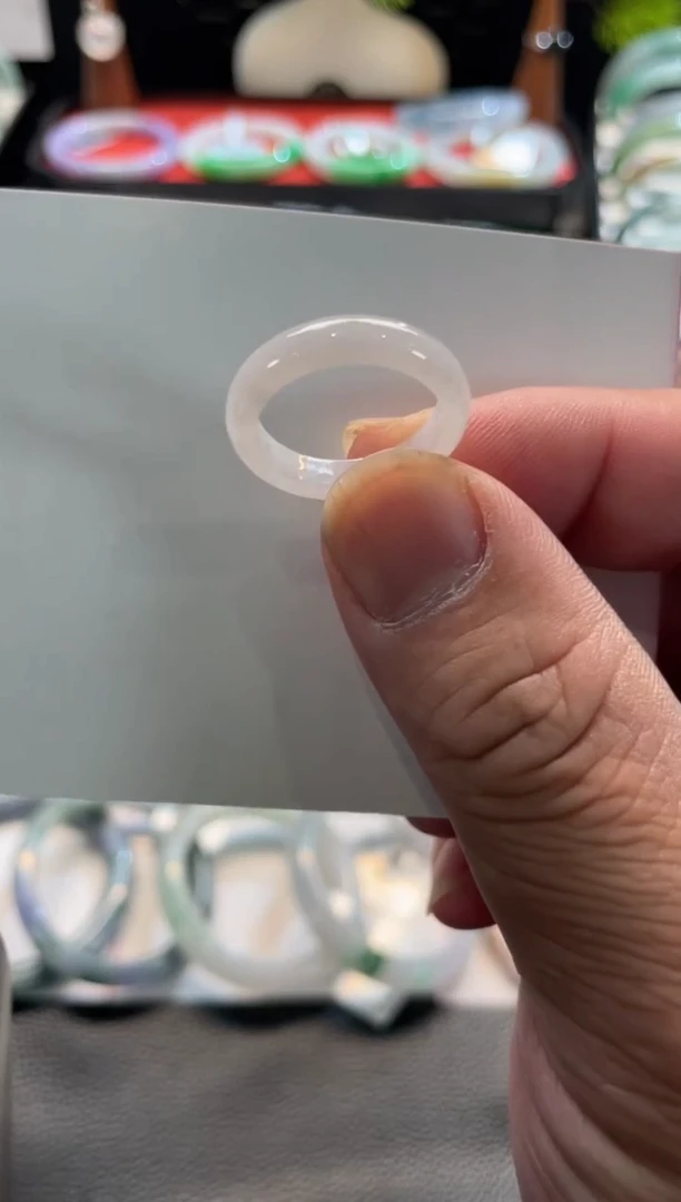 未镶嵌戒指翡翠14号链接 有纹裂 1516