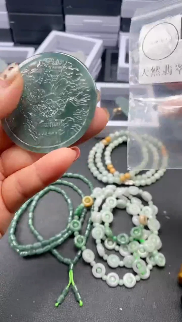 吊坠(不含链)未镶嵌翡翠6873