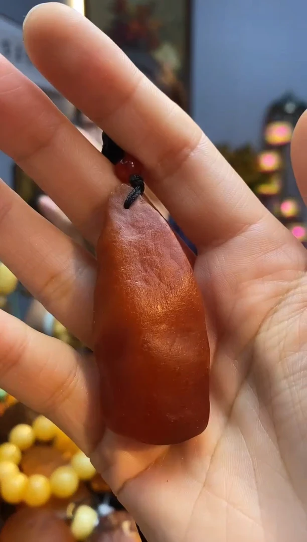 琥珀颈饰未镶嵌吊坠