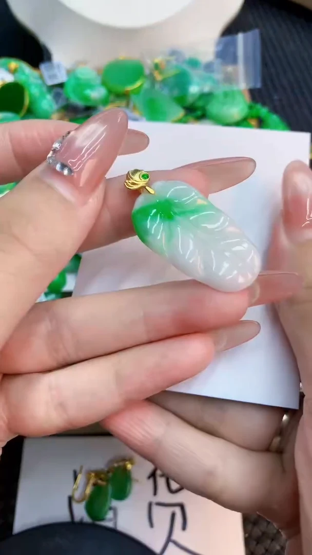 翡翠银S925镶嵌吊坠(不含链)1