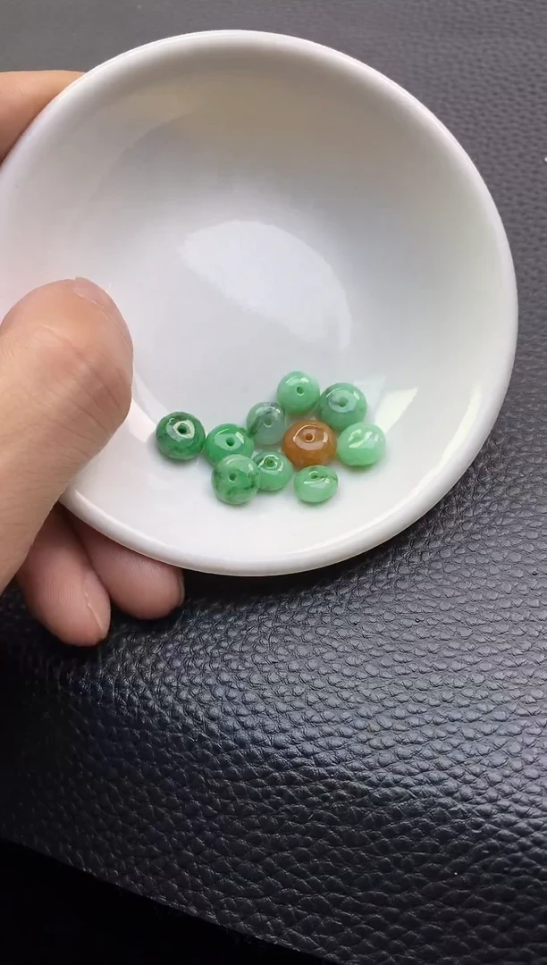 翡翠散珠8天然A货翡翠散珠卡