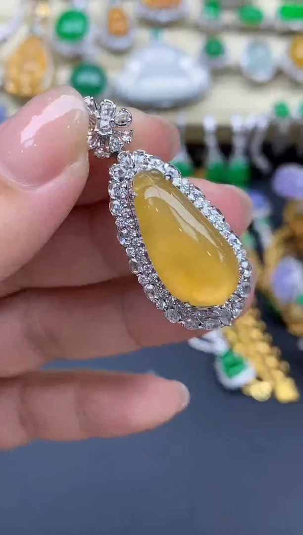 翡翠18K金镶嵌颈饰676-春日珠宝