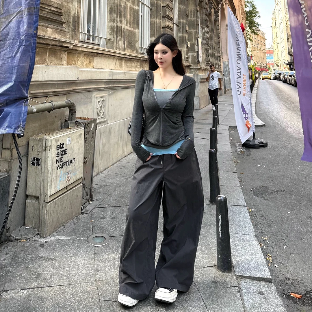 韩系微胖mm大码秋季吊带背心收腰连帽衫显瘦松弛感休闲套装女