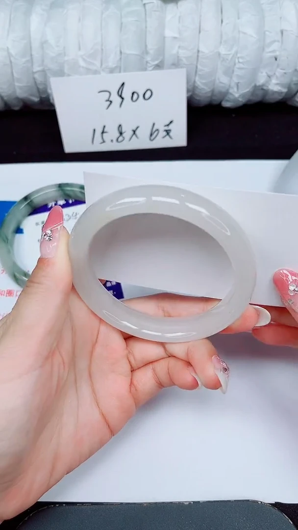 未镶嵌手镯石英质玉335-60/61