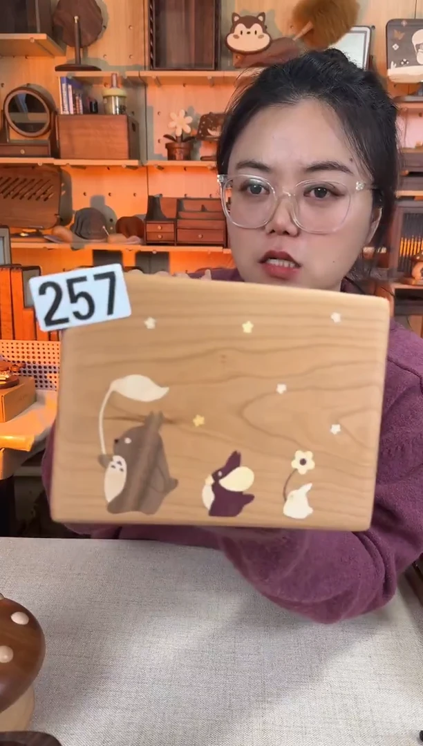 木257微瑕樱桃木龙猫方形收纳筐