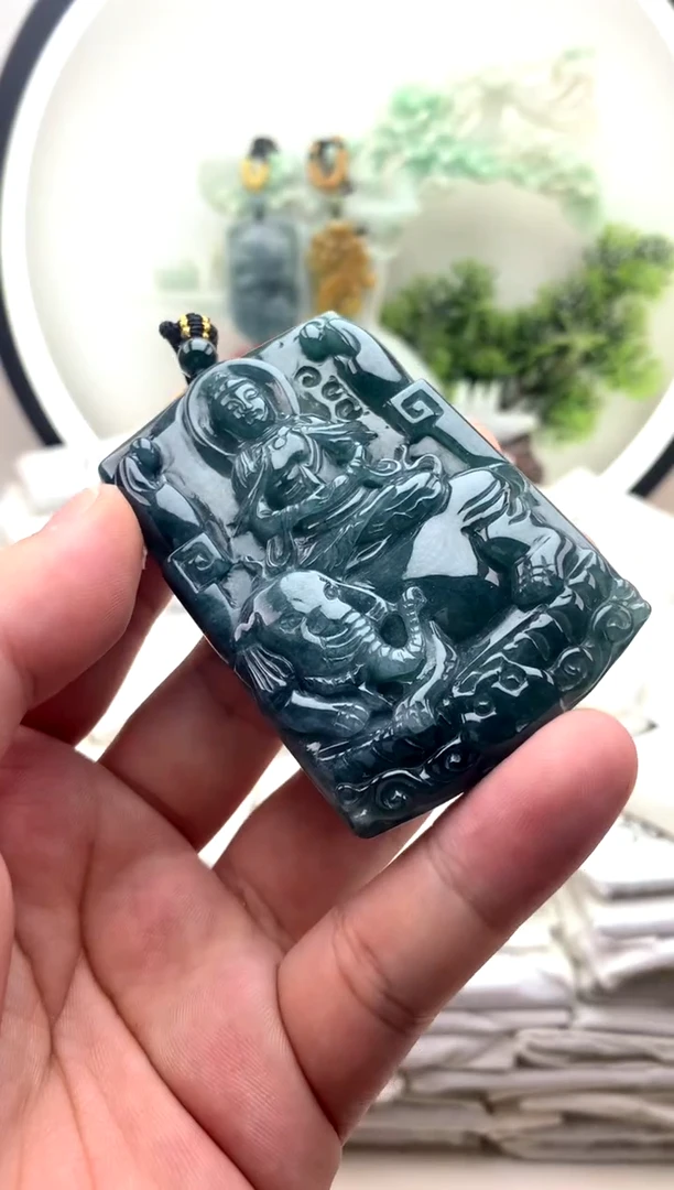 颈饰未镶嵌翡翠普贤