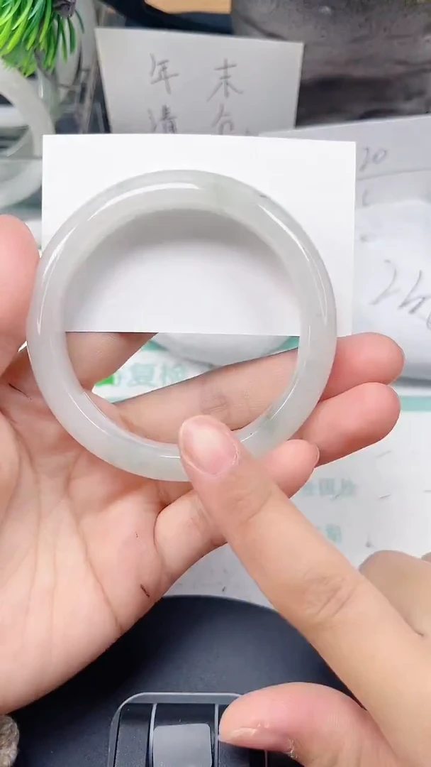 未镶嵌手镯石英质玉29-57/58