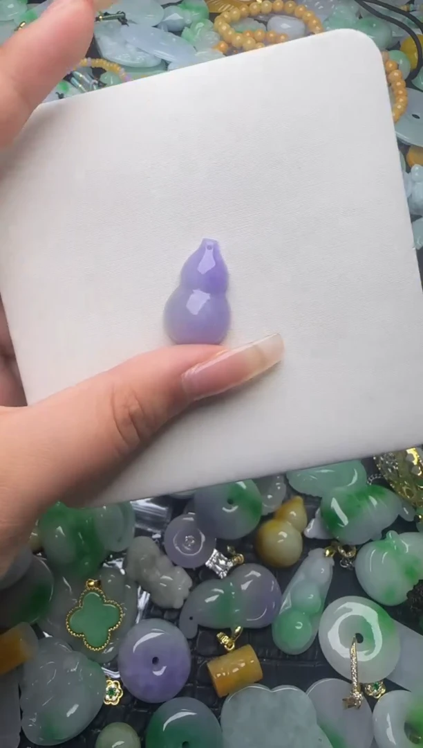 翡翠未镶嵌颈饰天然缅甸翡翠吊坠