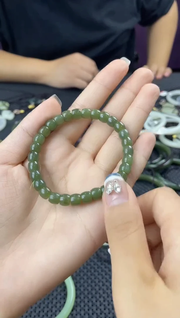 和田玉未镶嵌颈饰天然和田玉  68