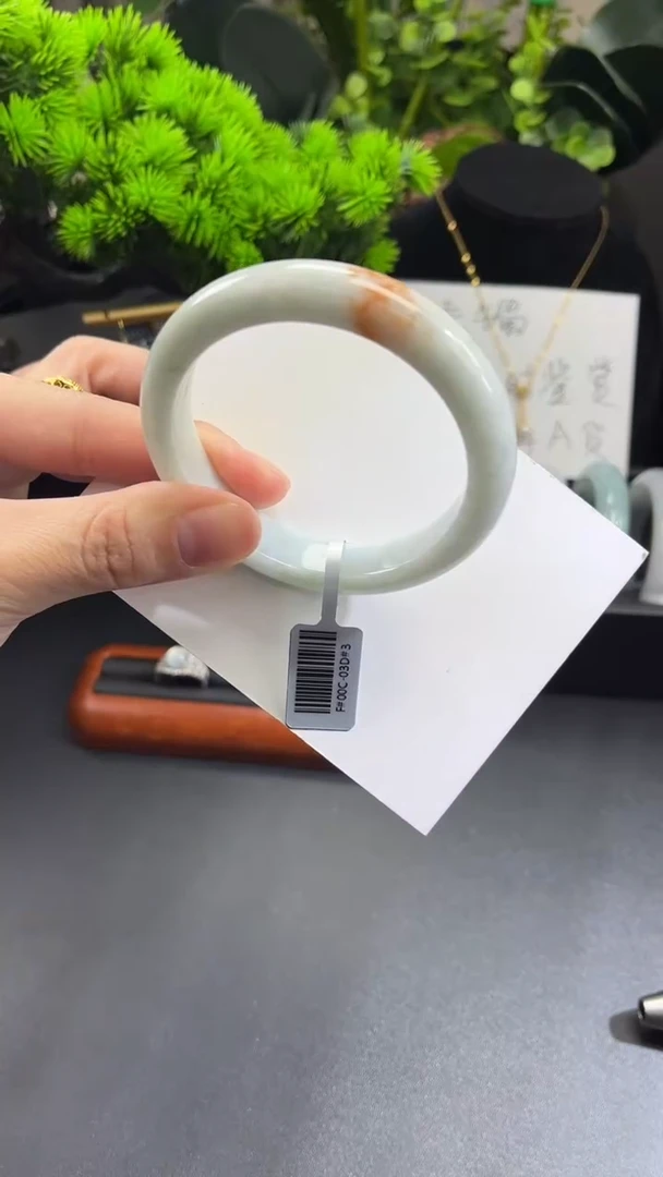 【闪购商品】翡翠手镯未镶嵌正圈