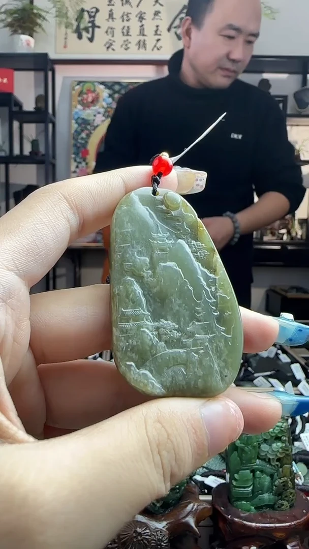 颈饰未镶嵌和田玉山水