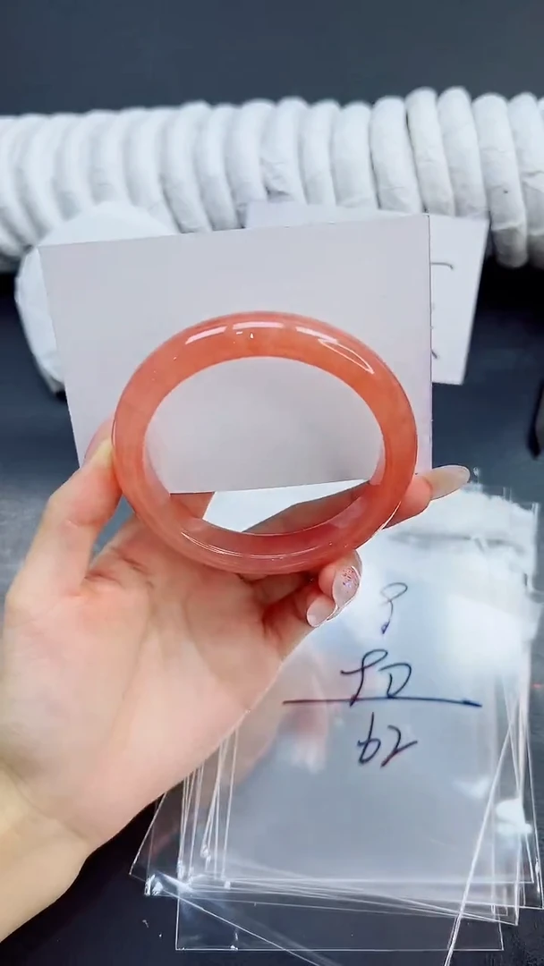 未镶嵌手镯石英质玉90/62