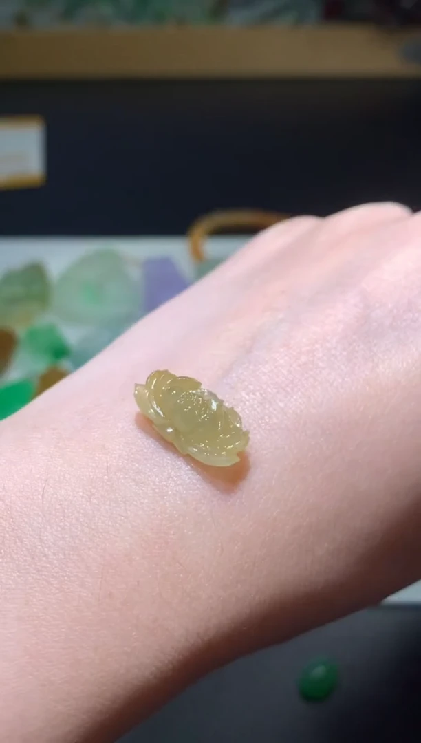 未镶嵌定制翡翠毛货  9.5-18-6