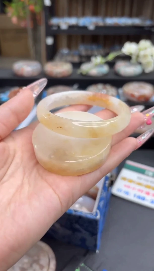 未镶嵌手镯石英质玉134(58圈赠送镯心)