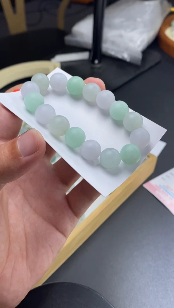 未镶嵌定制翡翠翡翠