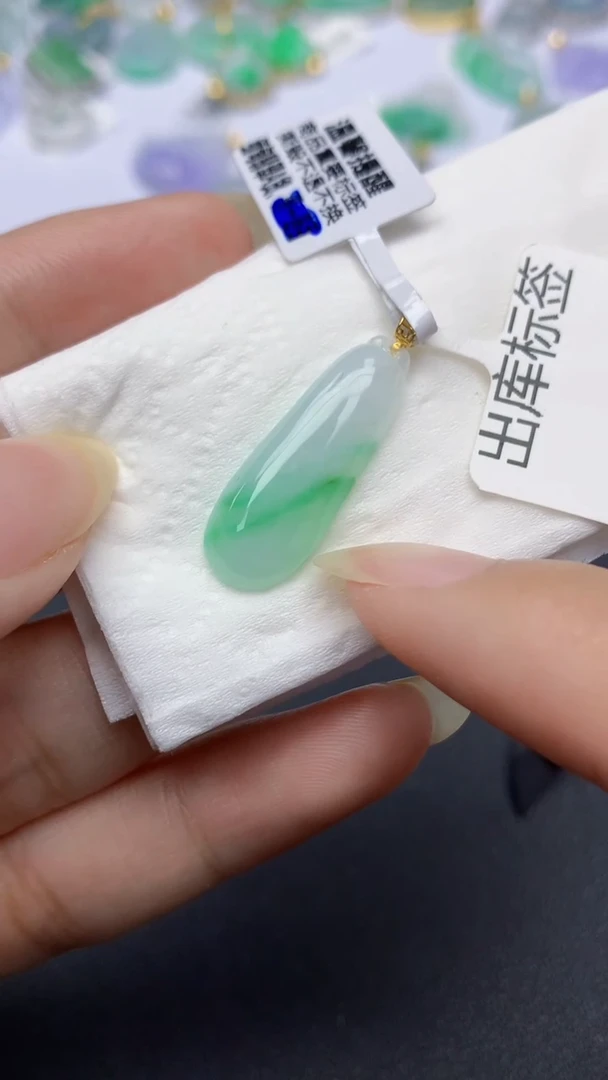 颈饰未镶嵌翡翠天然缅甸a货翡翠百元以上9元证书费自理