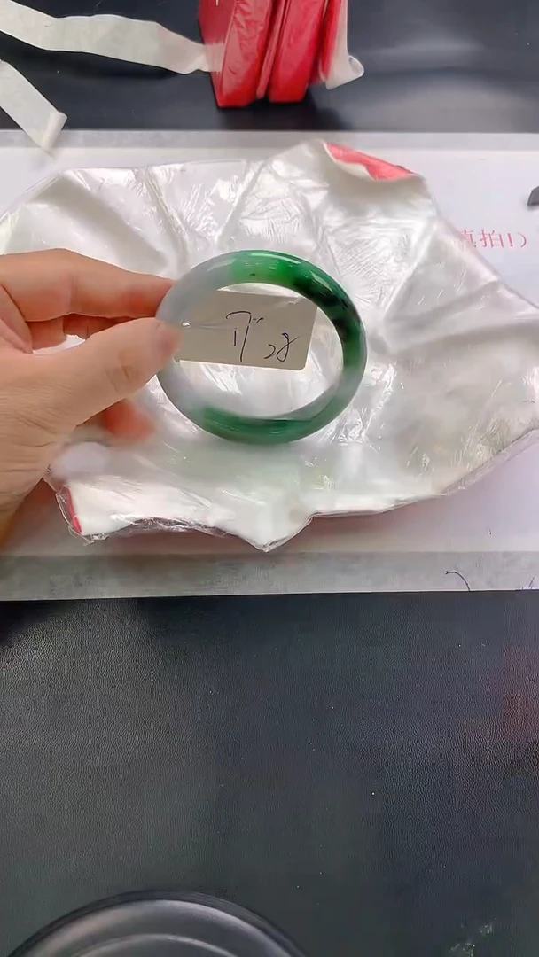 未镶嵌手镯翡翠28
