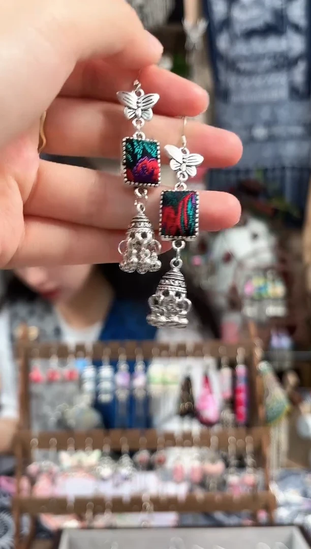 织绣民族风非遗老绣饰品113