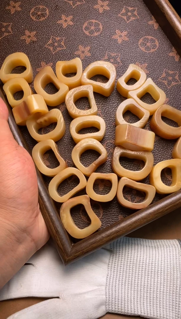 其他驼骨P860-驼骨猫猫头-有棕裂