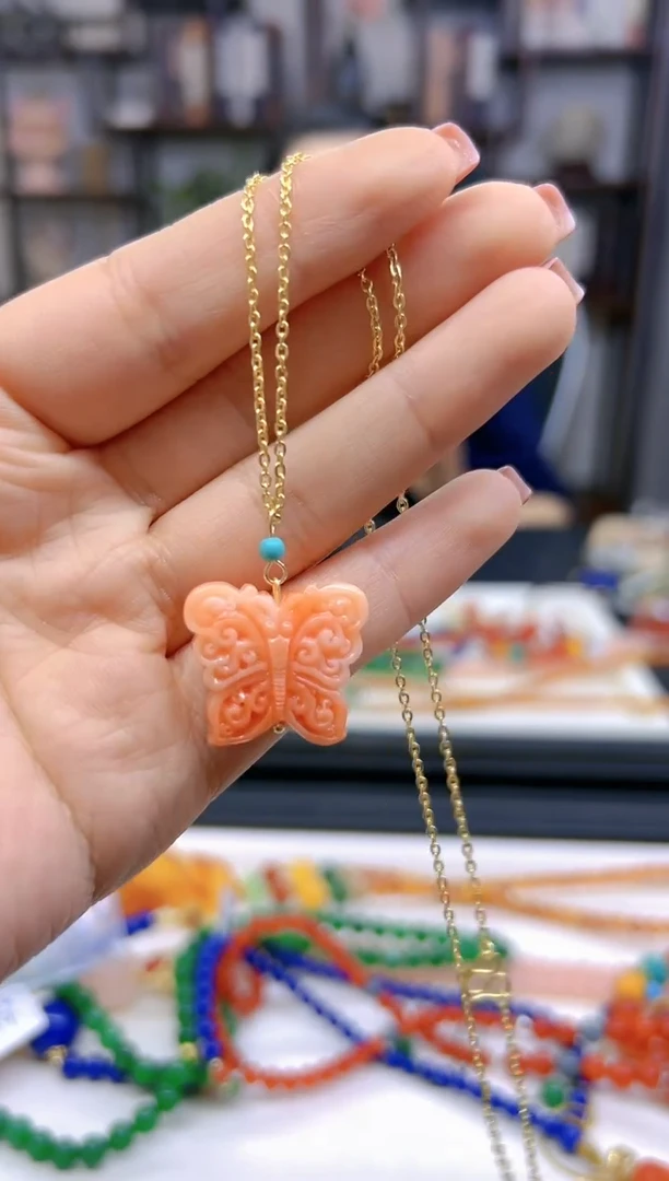 【闪购商品】玛瑙/玉髓吊坠(赠链)银S925镀金镶嵌D236