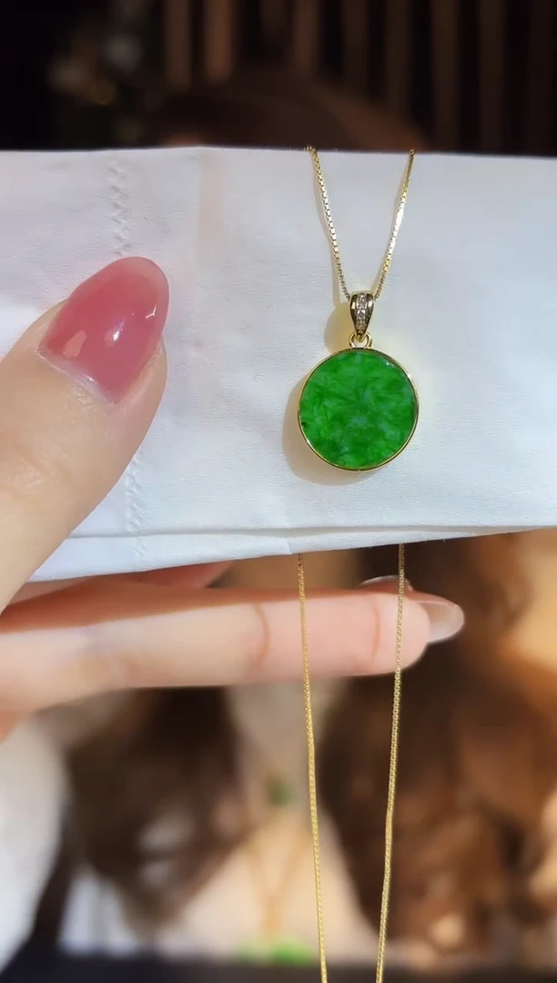 【闪购商品】翡翠吊坠(不含链)未镶嵌新圆牌缅料A货/支持复检/一件