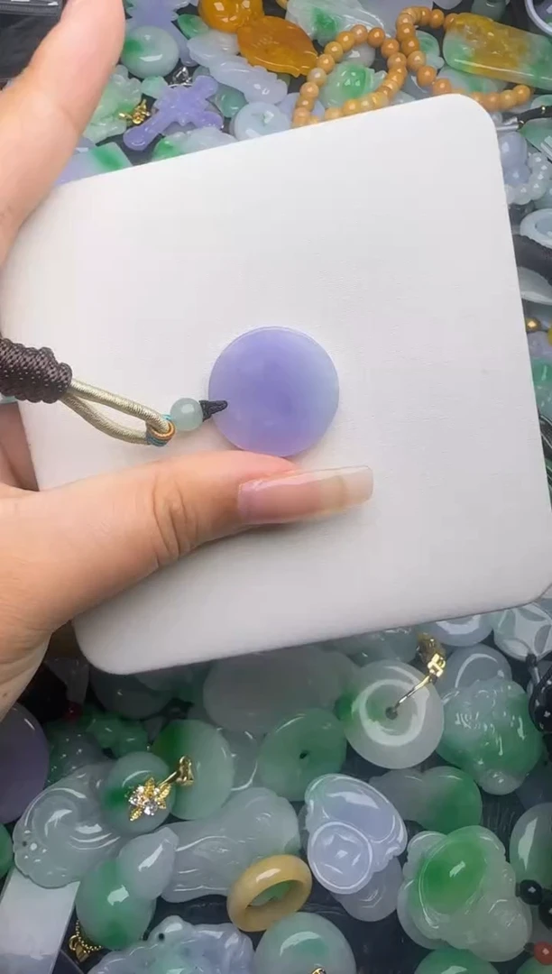 翡翠未镶嵌颈饰天然缅甸翡翠吊坠