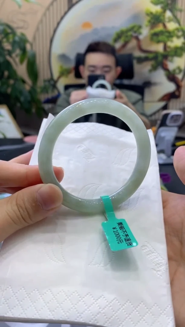 翡翠手镯未镶嵌00000007786