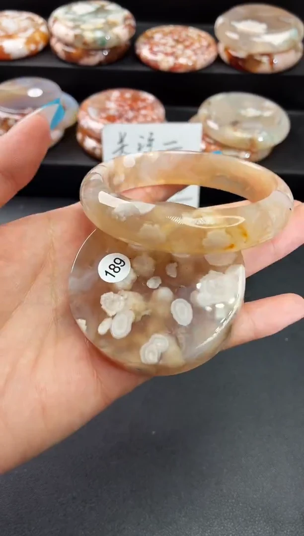 手镯玛瑙/玉髓未镶嵌石英质玉56圈55/56带(赠送镯心)