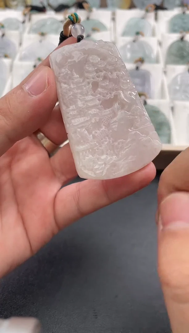 颈饰未镶嵌翡翠26/01/04/43