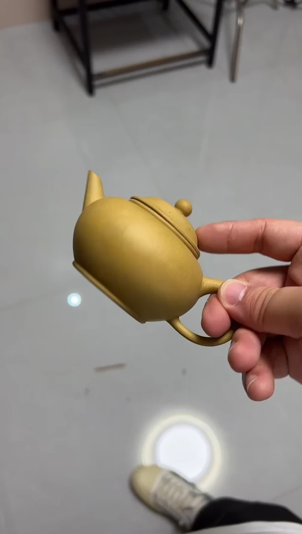 茶壶紫砂息***?段泥水平壶
