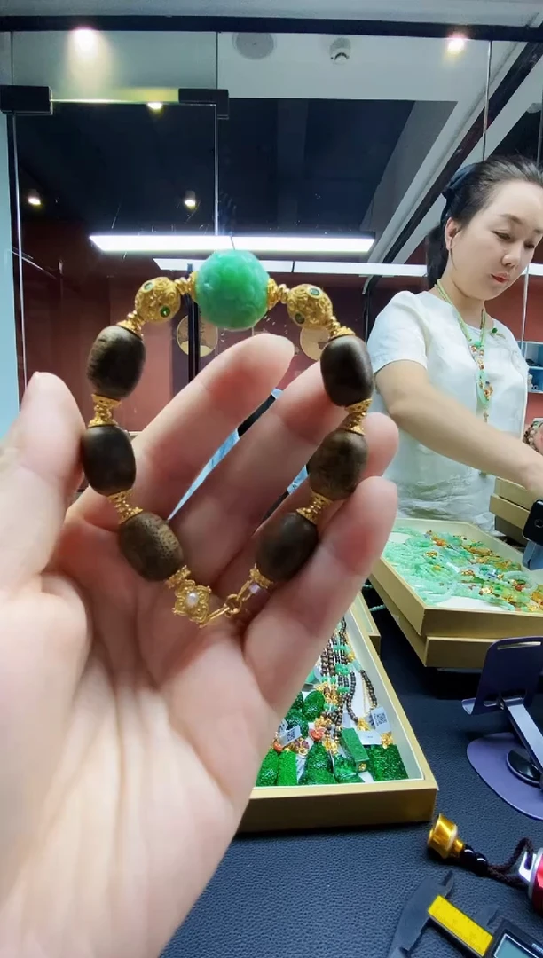 颈饰未镶嵌翡翠翡翠吊坠