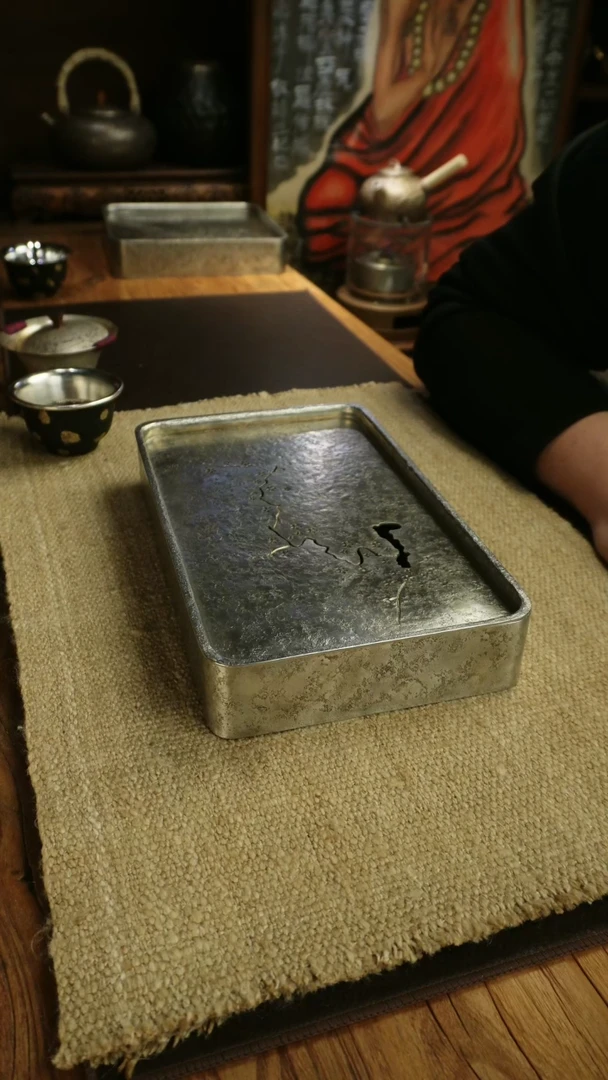 【闪购商品】全手纯锡梅花长壶承