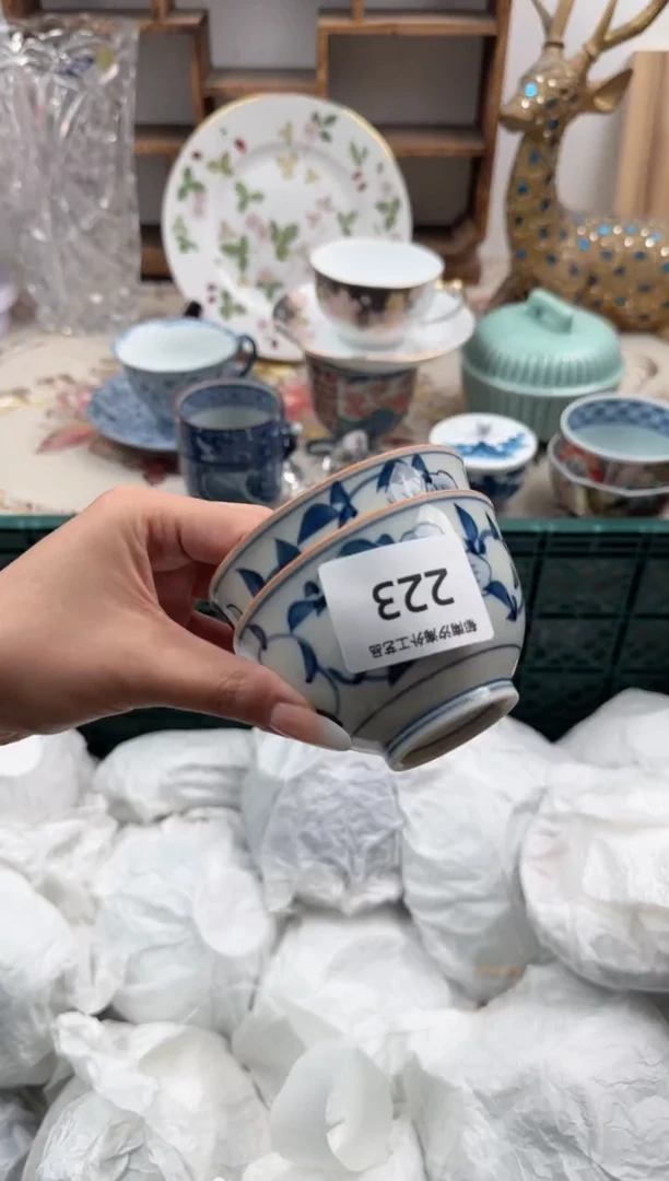 瓷片河**妈B         223