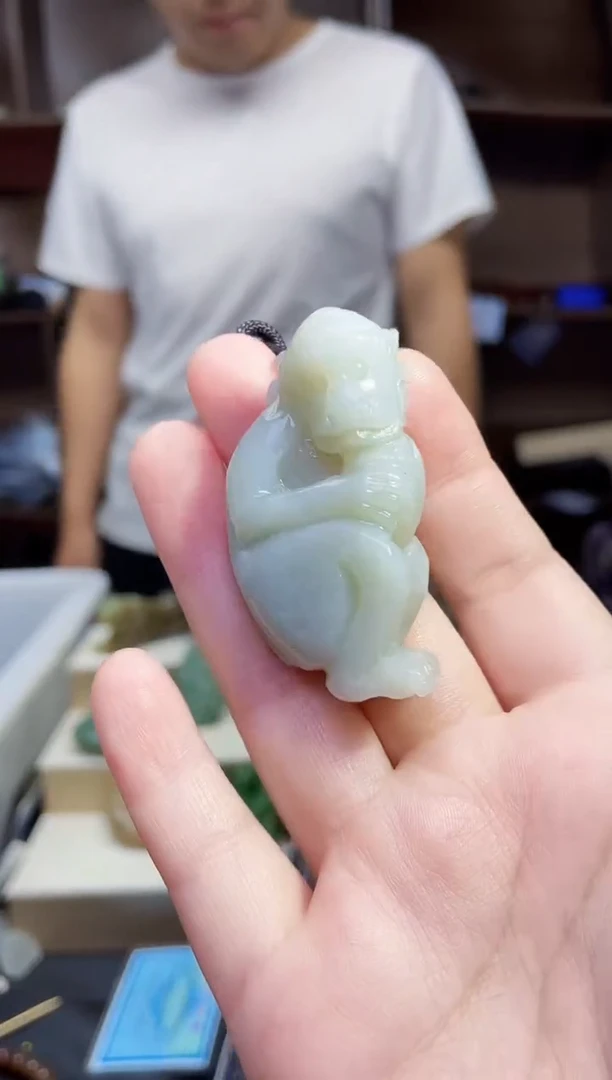 和田玉未镶嵌颈饰1