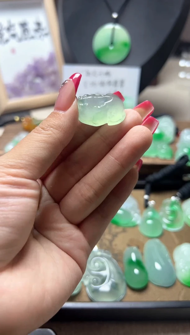 颈饰未镶嵌翡翠所见即所得，一图一物
