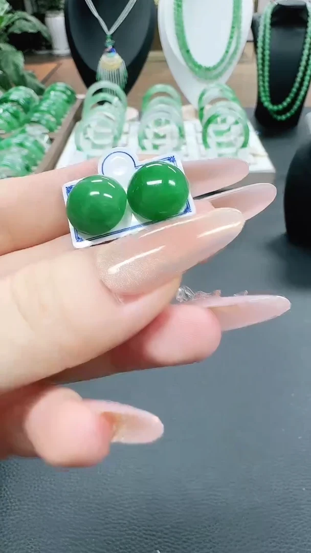 未镶嵌1石英质玉（非洲翠）/6690