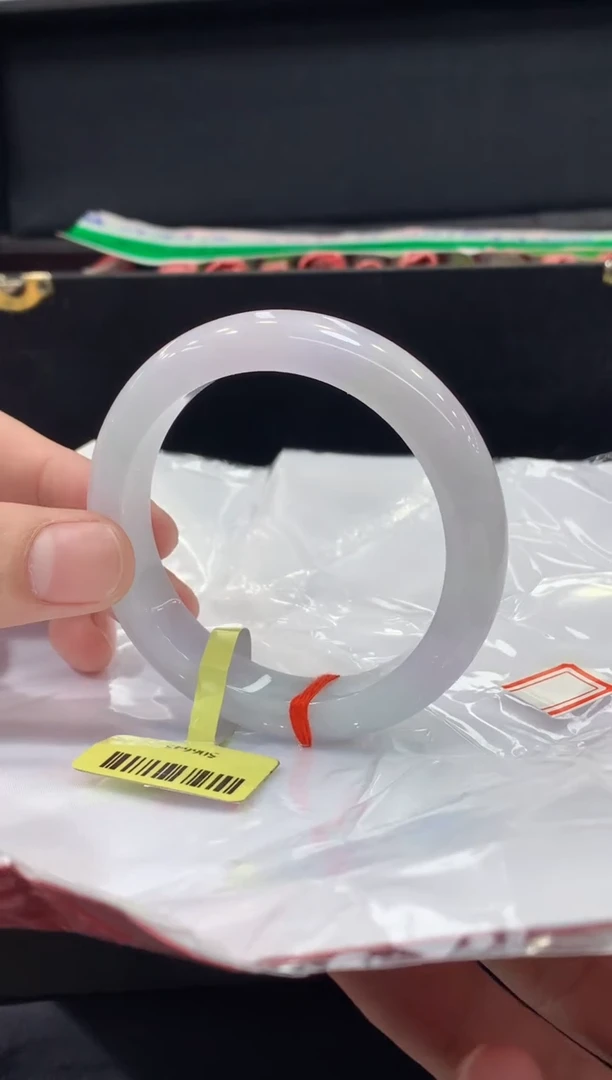 未镶嵌手镯翡翠翡翠手镯