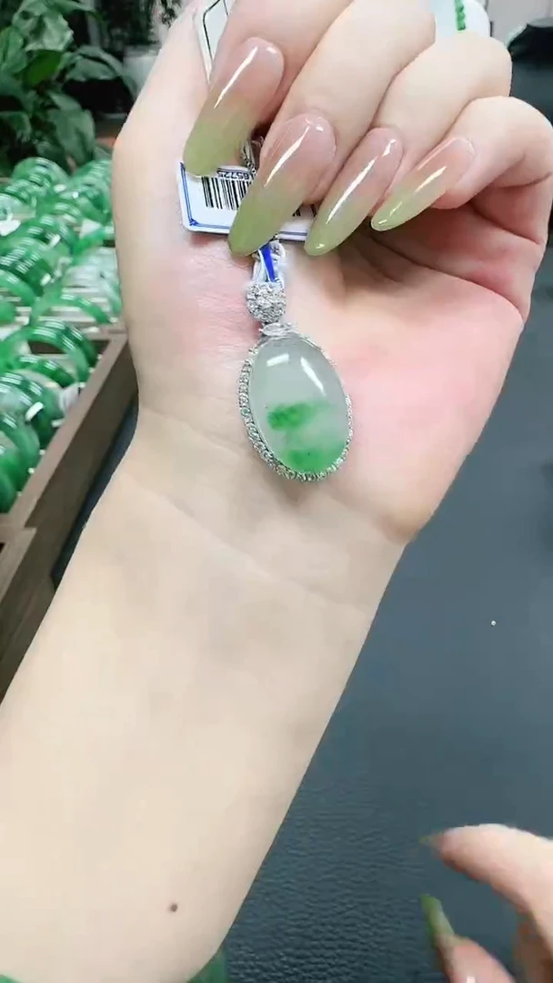 未镶嵌1石英质玉（非洲翠）/8299