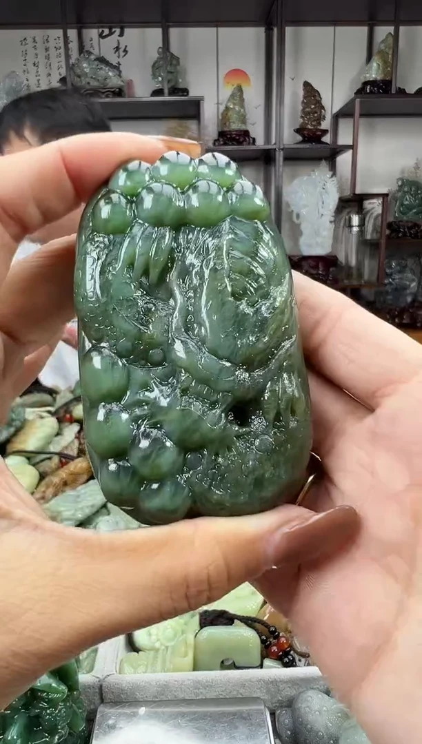 未镶嵌和田玉把件1
