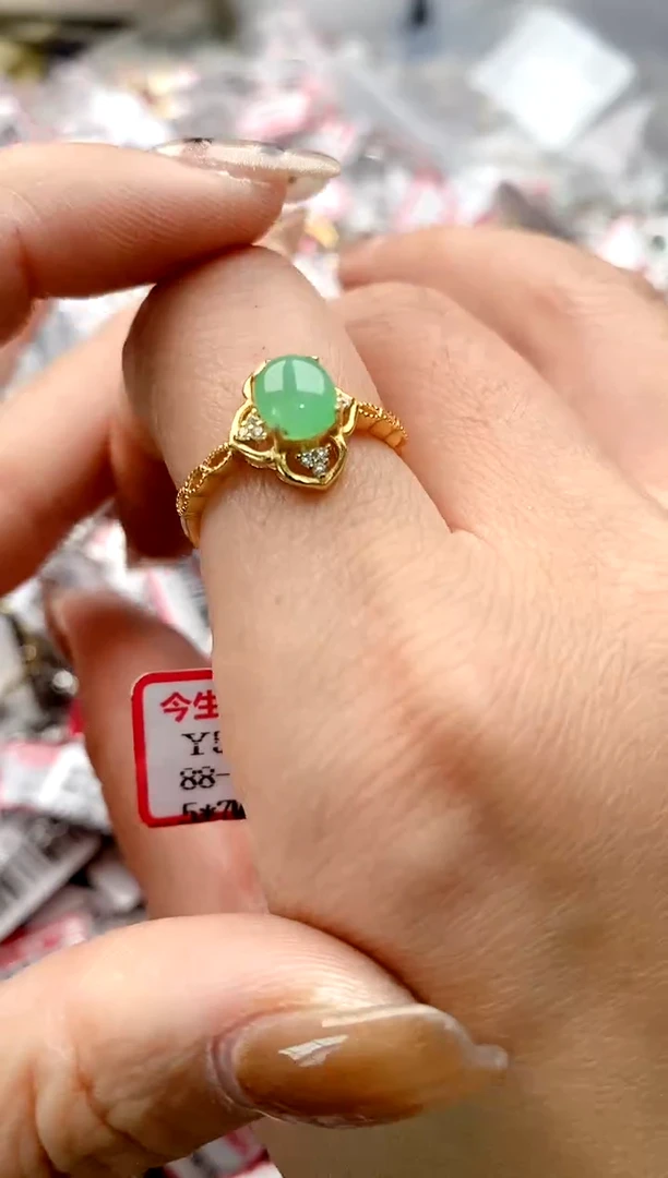 【闪购商品】翡翠戒指银S925镶嵌7777777777    9