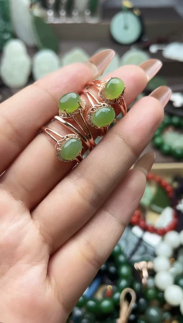 颈饰银S925镶嵌和田玉和田玉吊坠多样性拍一发一