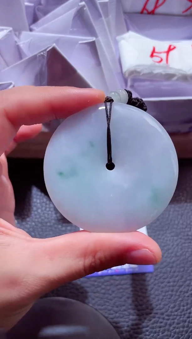 颈饰未镶嵌翡翠00009952