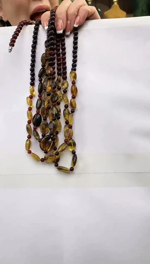 未镶嵌颈饰琥珀多样性发一