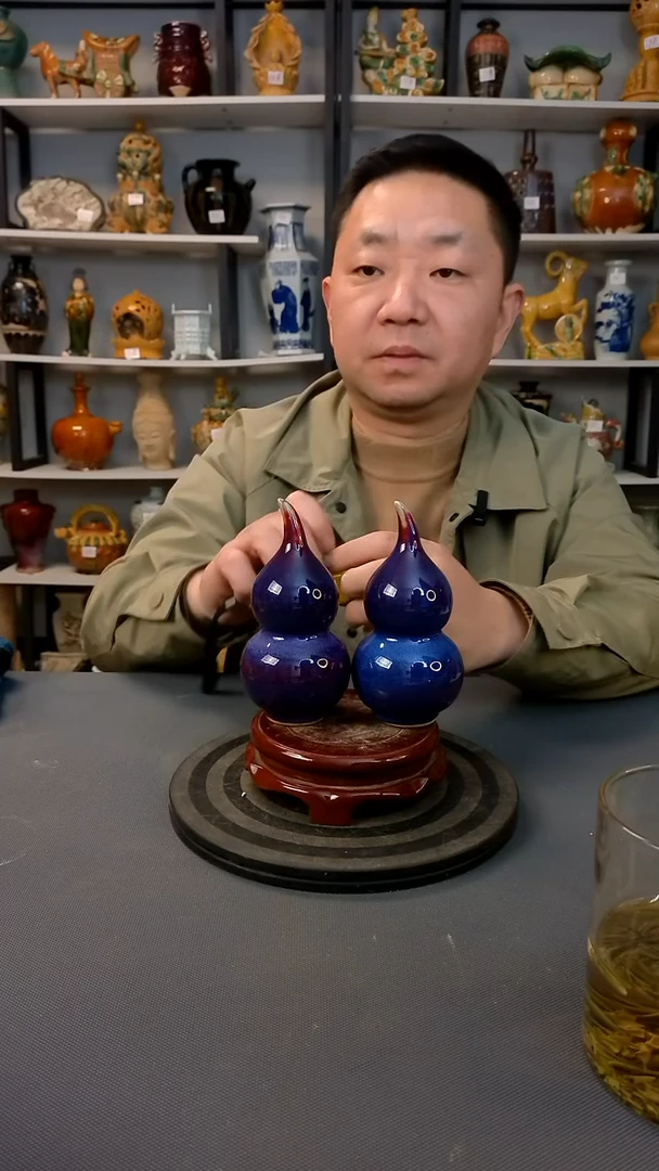 摆件复古风格瓷器一对