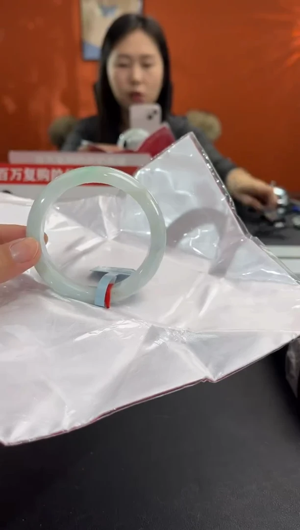 未镶嵌手镯翡翠9 56