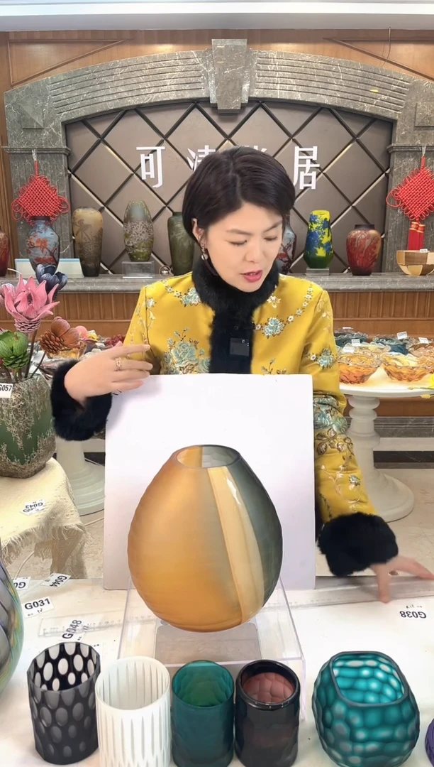 【闪购商品】琉璃手工艺品高25口8左右