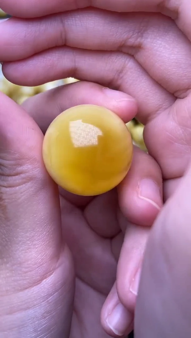 未镶嵌琥珀裸石 大小姐珠宝严选59