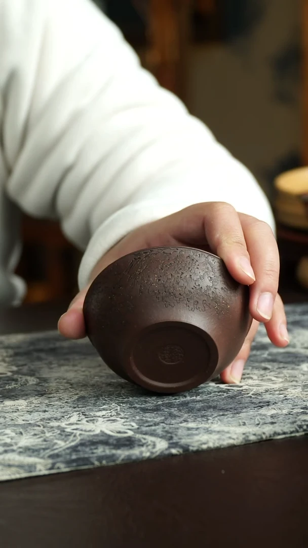 茶杯紫砂124号 李建军老师紫玉金砂牡丹花杯