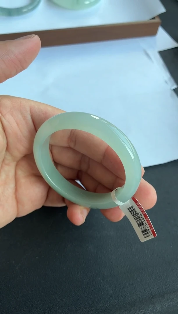 未镶嵌手镯翡翠133号51.8*10.3*7.8正圈