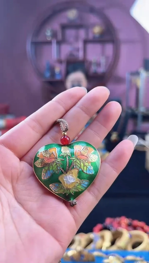 非遗 景泰蓝银蓝心形吊坠 绿色